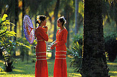 傣族服饰和傣族少女头饰