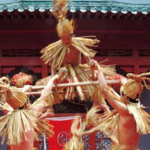 最古老的土家族舞蹈《毛古斯》