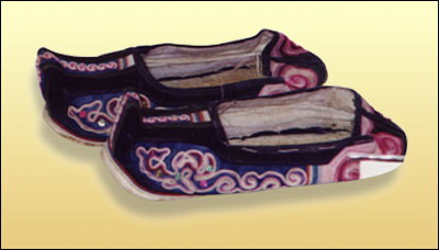 侗族女鞋