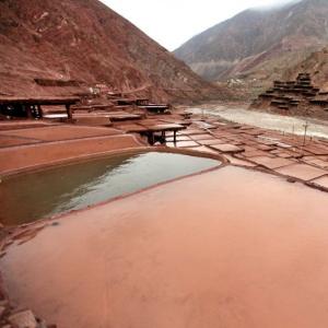 大好河山之大美西-记西藏的千年古盐田—红盐