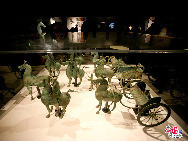 东汉的铜车马仪仗队。摄影陆欣
