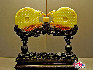 中国古代治玉艺术到清代乾隆时达到顶峰，现在故宫博物院收藏古代玉器约三万件，主要源於清宫遗存。其中大量的清代玉器主要为清代宫廷用玉及各级官吏进贡的。贾云龙摄影报道