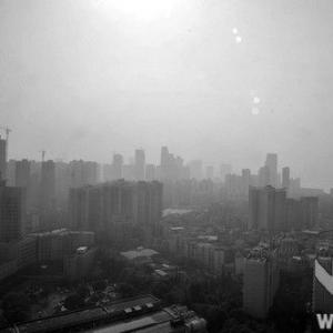 江城昨日空气污染全国第一 雾霾锁城还将继续